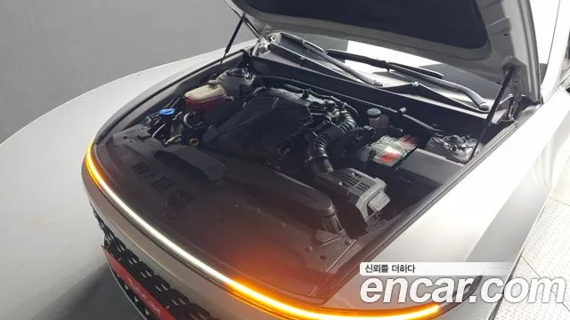 Hyundai Grandeur Grandeur (GN7) 3.5 LPG 2WD (Такси) — Фото автомобиля 6
