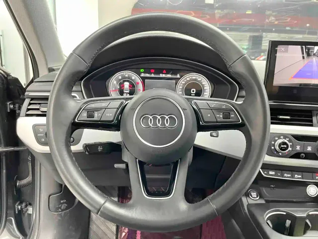 Audi A4L — Фото автомобиля 13