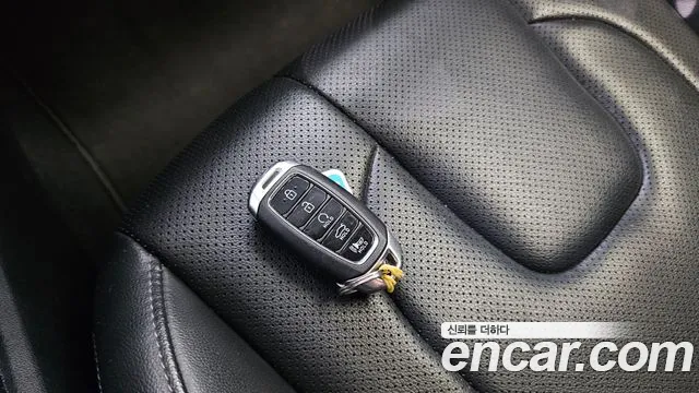 Hyundai Avante CN7 — Фото автомобиля 30