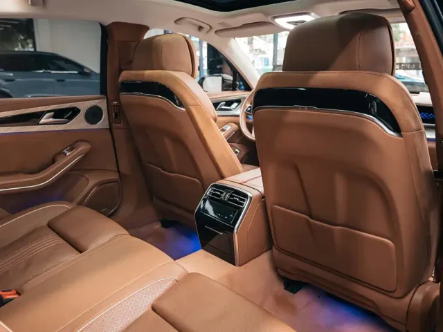 Hongqi H9 — Фото автомобиля 20