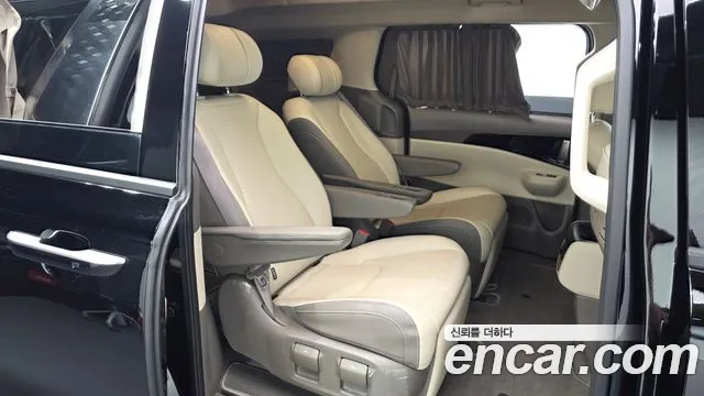 Kia Canival Новый Carnival 4 поколение Бензин 7 мест Hi-Limousine — Фото автомобиля 10