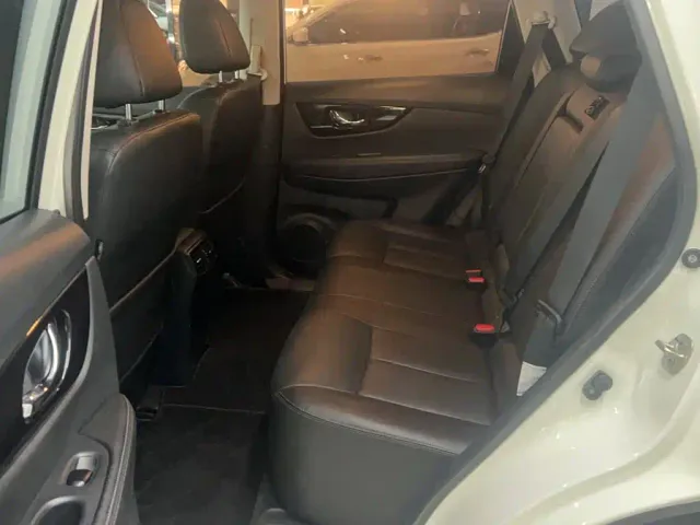 Nissan X-Trail — Фото автомобиля 19