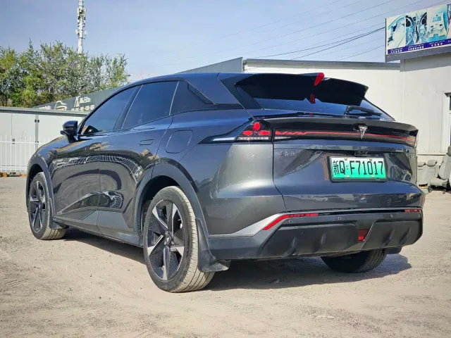Deepal S07 — Фото автомобиля 9