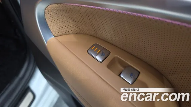 Genesis G70 New — Фото автомобиля 30
