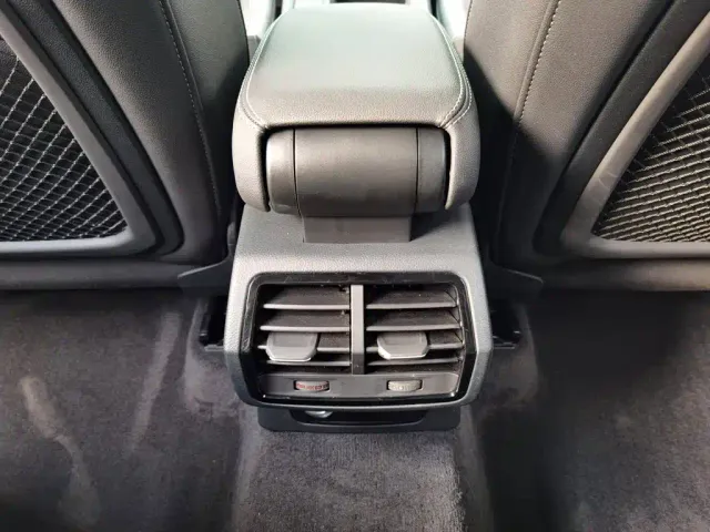 Audi Q3 Sportback — Фото автомобиля 25