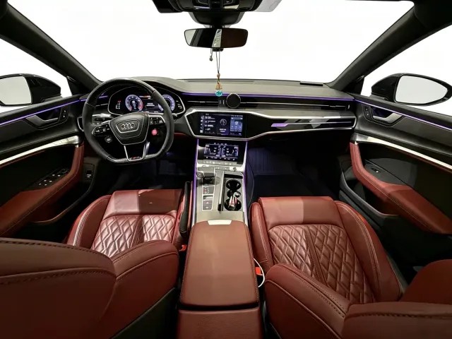 Audi A7L — Фото автомобиля 9