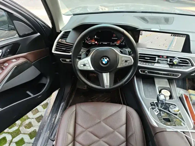 BMW X5 — Фото автомобиля 6
