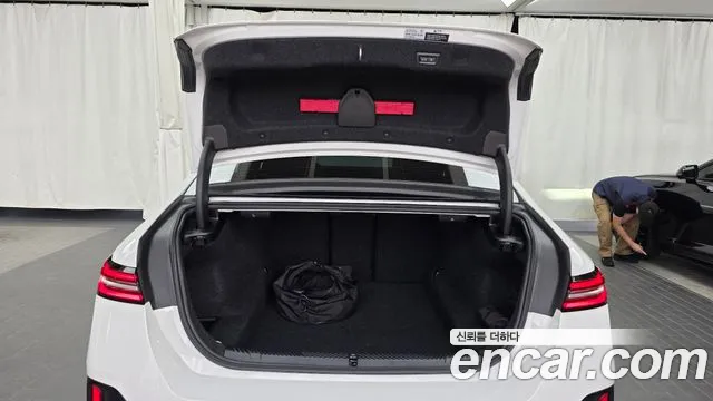 BMW 5 Series — Фото автомобиля 26