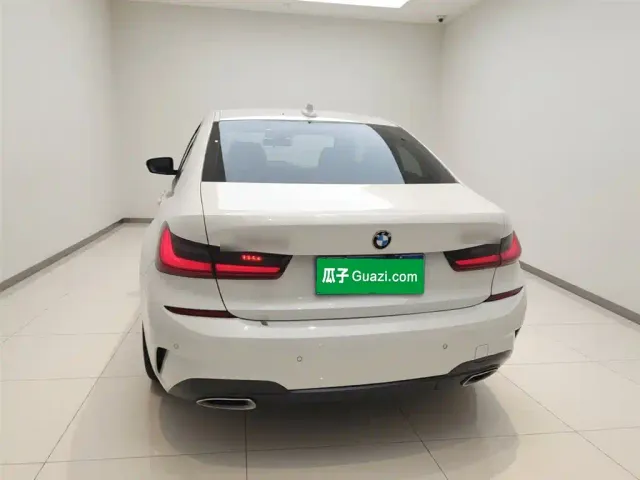 BMW 3 Series — Фото автомобиля 5
