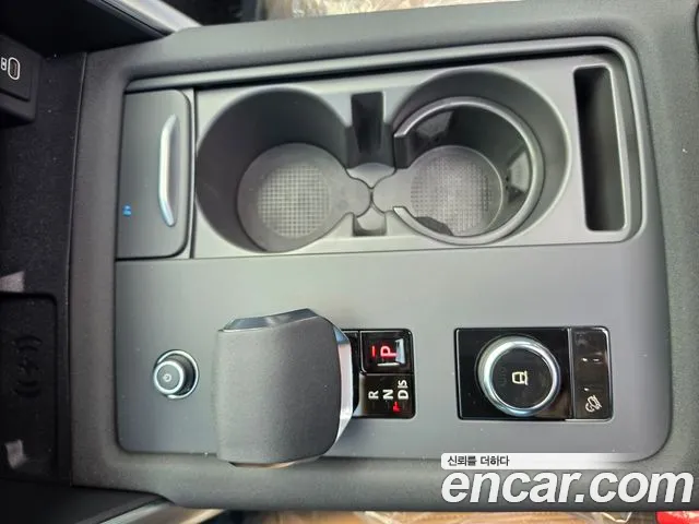Land Rover Discovery — Фото автомобиля 17