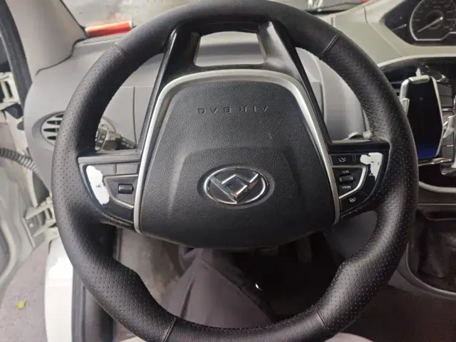 Maxus Xintu V80 — Фото автомобиля 15