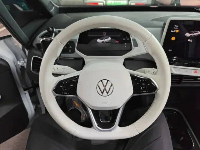 Volkswagen ID.3 — Фото автомобиля 10