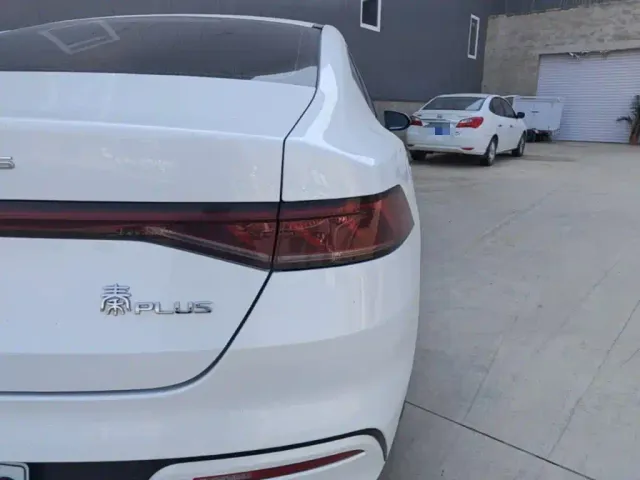 BYD Qin PLUS — Фото автомобиля 7