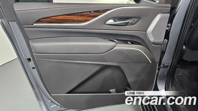 Cadillac Escalade Escalade 5 поколение — Фото автомобиля 22
