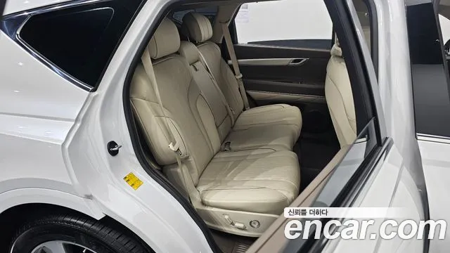 Genesis GV80 — Фото автомобиля 17