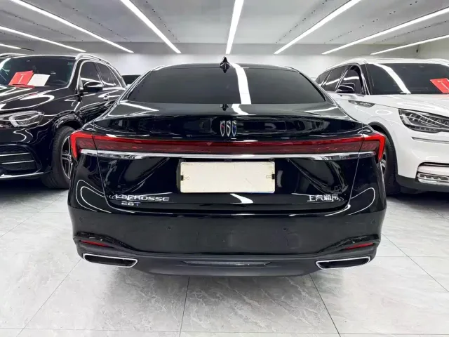 Buick LaCrosse — Фото автомобиля 4