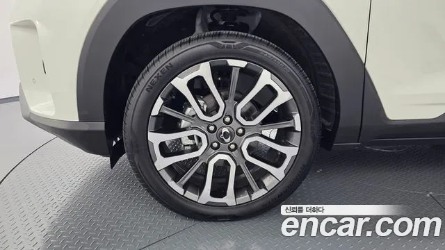 KG_Mobility_Ssangyong Torres Torres Бензин 1.5 2WD — Фото автомобиля 5