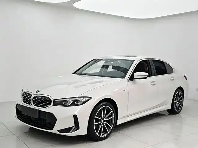 Фотография автомобиля — BMW 3 Series