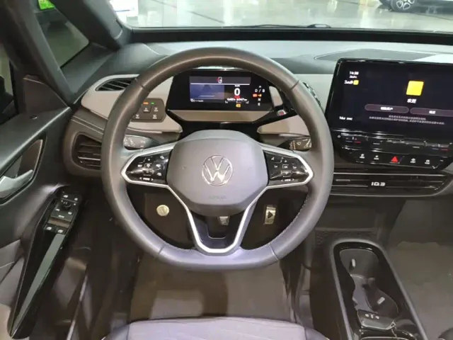 Volkswagen ID.3 — Фото автомобиля 10