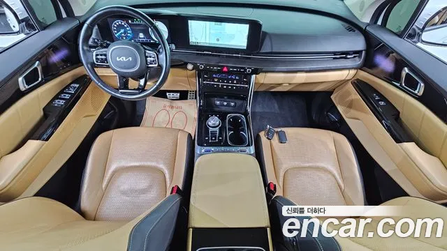 Kia Canival — Фото автомобиля 7