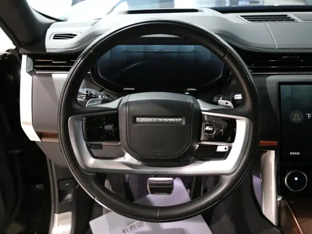 Land Rover Range Rover — Фото автомобиля 16