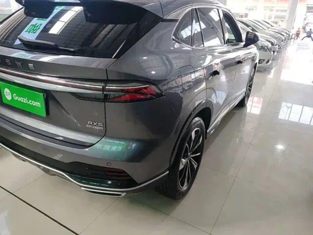 Roewe RX5 — Фото автомобиля 7