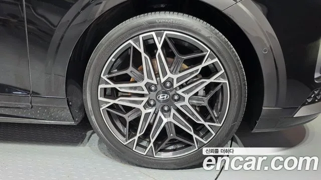 Hyundai Grandeur GN7 — Фото автомобиля 6