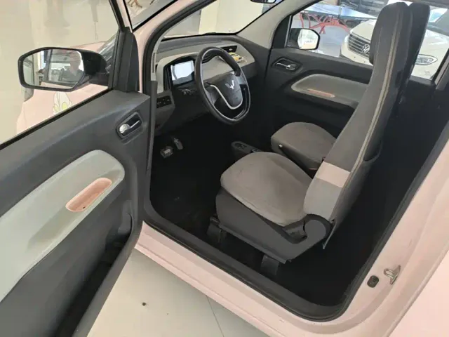 Wuling Hongguang Mini EV — Фото автомобиля 15