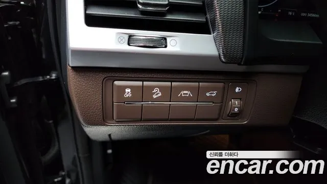 KG_Mobility_Ssangyong Rexton All Rexton Дизель 2.2 4WD — Фото автомобиля 18