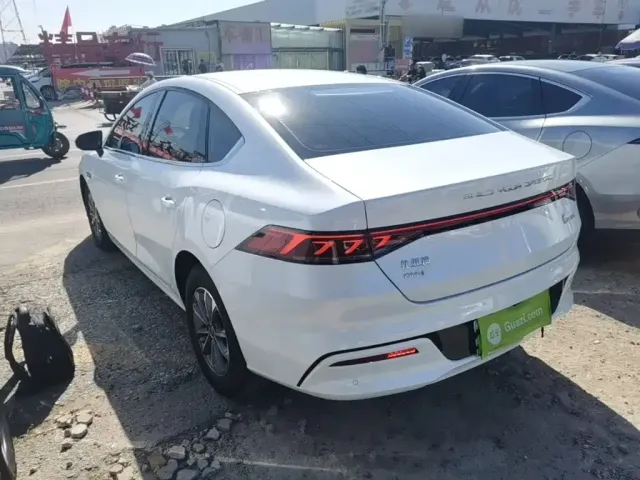 BYD Qin PLUS — Фото автомобиля 4