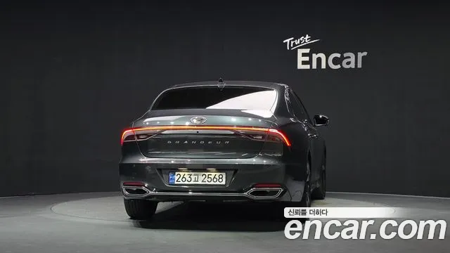 Hyundai Grandeur (New) Hybrid — Фото автомобиля 4