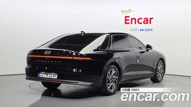 Hyundai Grandeur GN7 — Фото автомобиля 2