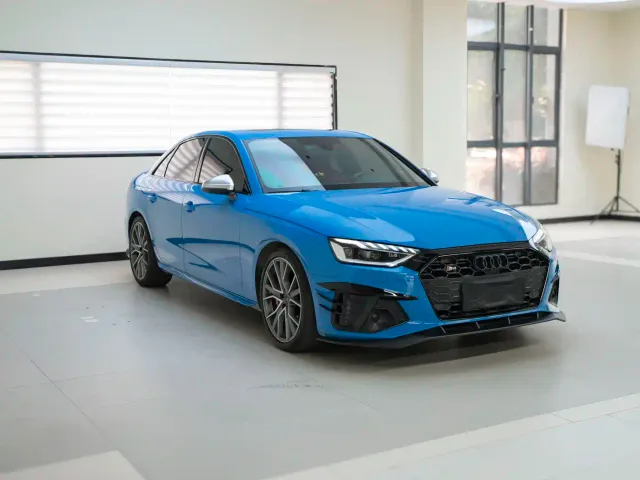 Audi S4 — Фото автомобиля 3