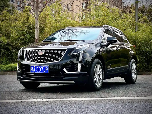 Фотография автомобиля — Cadillac XT5