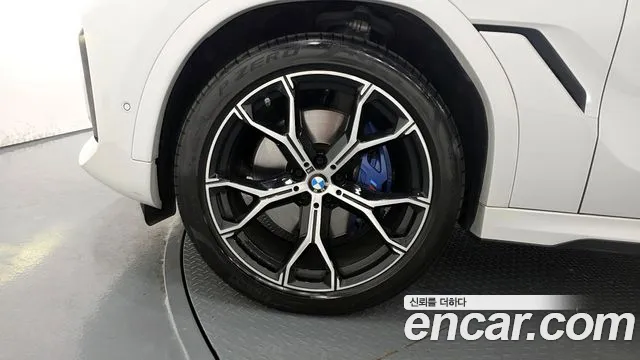 BMW X6 xDrive40i M Sport — Фото автомобиля 5