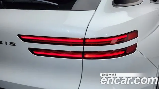Genesis GV70 2.5T Бензин AWD — Фото автомобиля 19