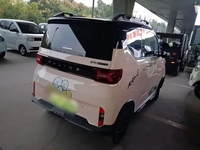 Wuling Hongguang Mini EV — Фото автомобиля 6