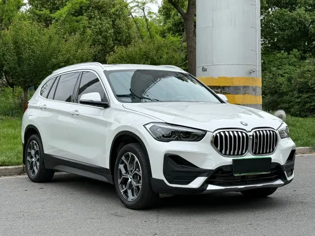 BMW X1 — Фото автомобиля 3