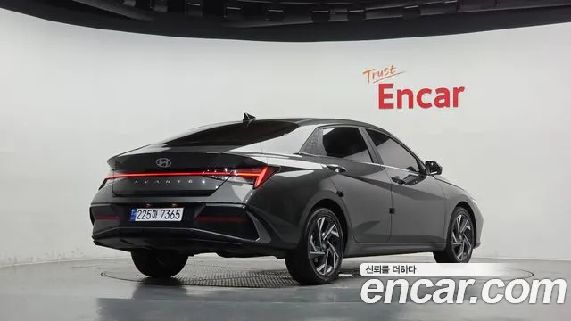 Hyundai AVANTE Новый Avante (CN7) — Фото автомобиля 2