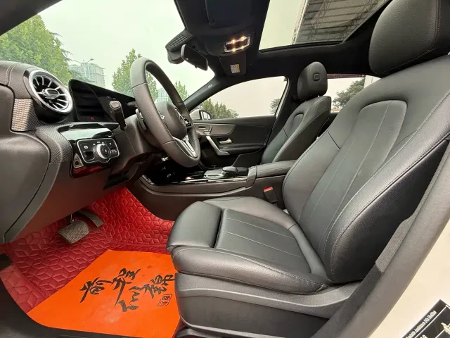 Mercedes-Benz A-Class — Фото автомобиля 4