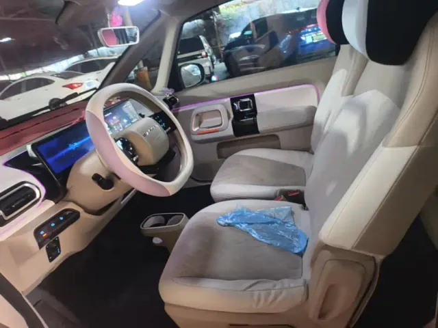 Baojun KiWi EV — Фото автомобиля 19