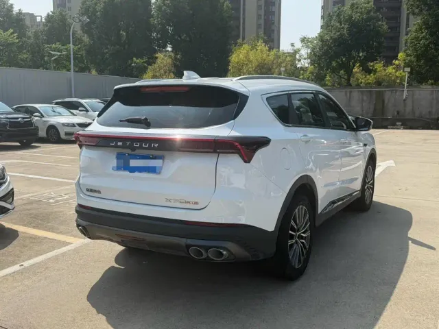 Jetour X70 Plus — Фото автомобиля 12