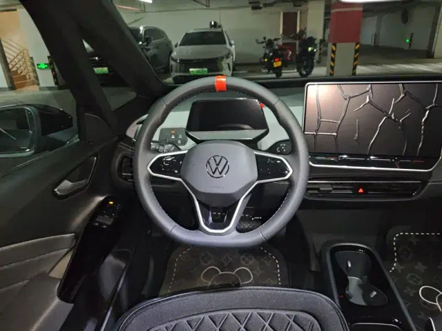 Volkswagen ID.3 — Фото автомобиля 2