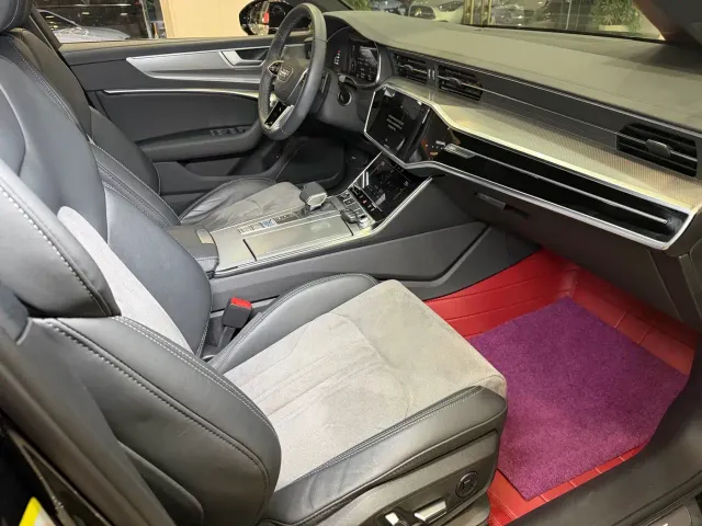 Audi A6L — Фото автомобиля 12