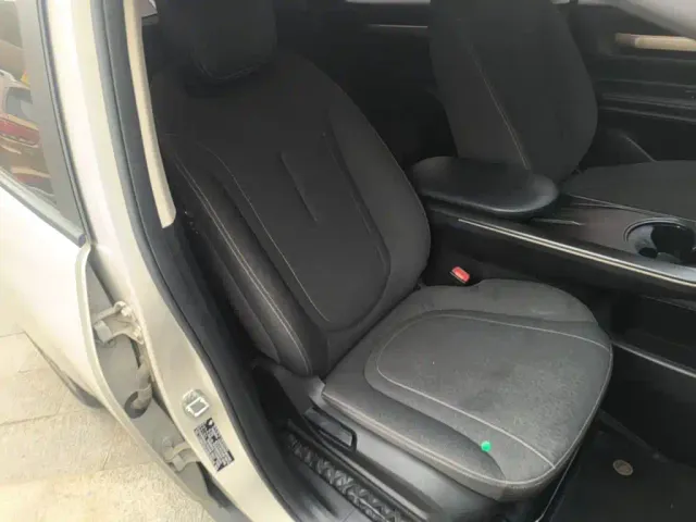 Baojun Cloud — Фото автомобиля 24