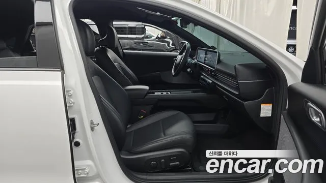 Hyundai Ioniq 6 — Фото автомобиля 16