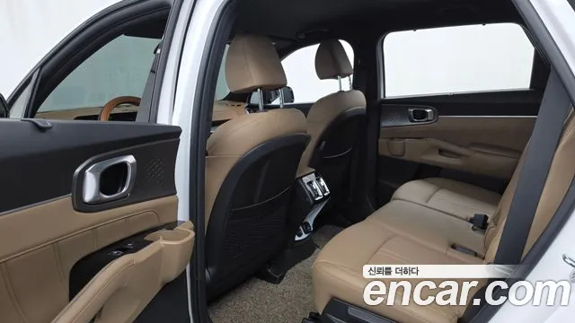 Kia Sorento Новый Sorento 4 поколение Бензин 2.5T 4WD — Фото автомобиля 24
