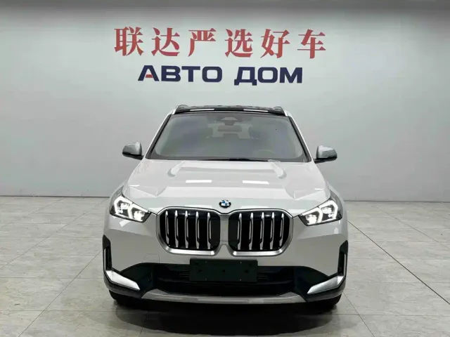 BMW X1 — Фото автомобиля 2