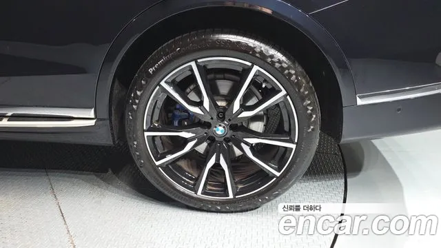 BMW X7 — Фото автомобиля 18