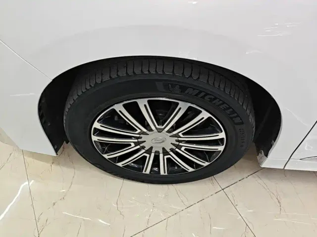 GAC Trumpchi M8 — Фото автомобиля 22
